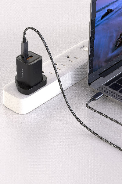 iEngage Dualport (USB-C +USB -A) 35W Power Adapter UK Plug - Black