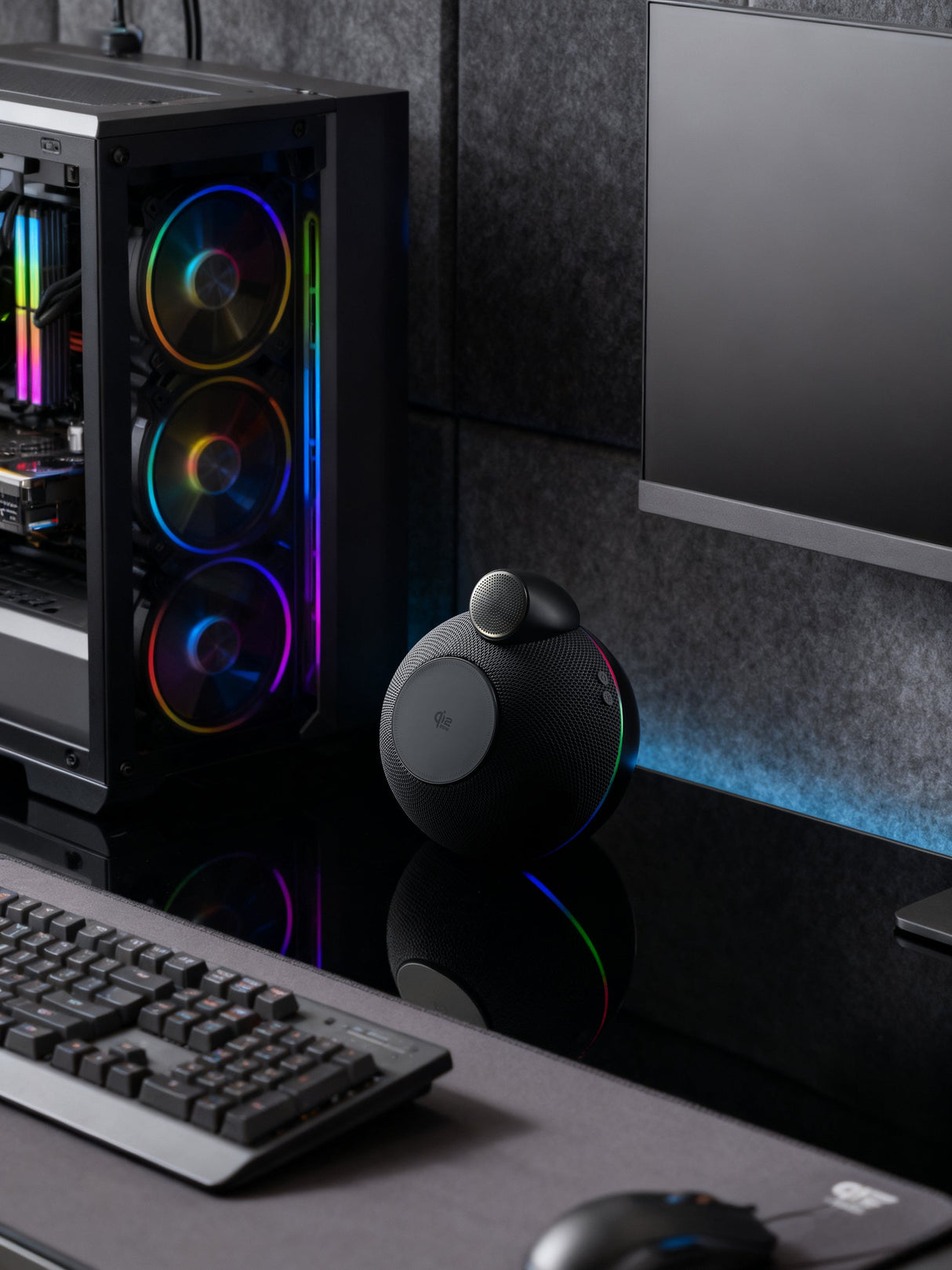 iEngage Qi2 Wireless Charger And Speaker